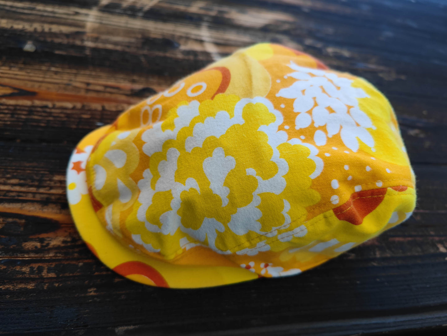 大きな花絵(黄)ハンチング(big flower painting(yellow) hunting cap)
